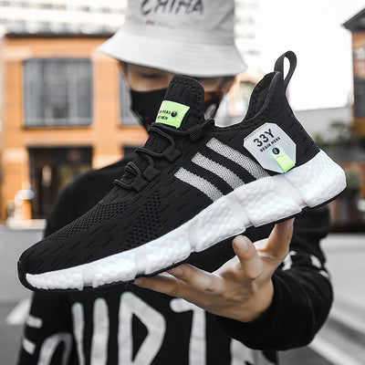 Breathable running shoes with lightweight mesh surface